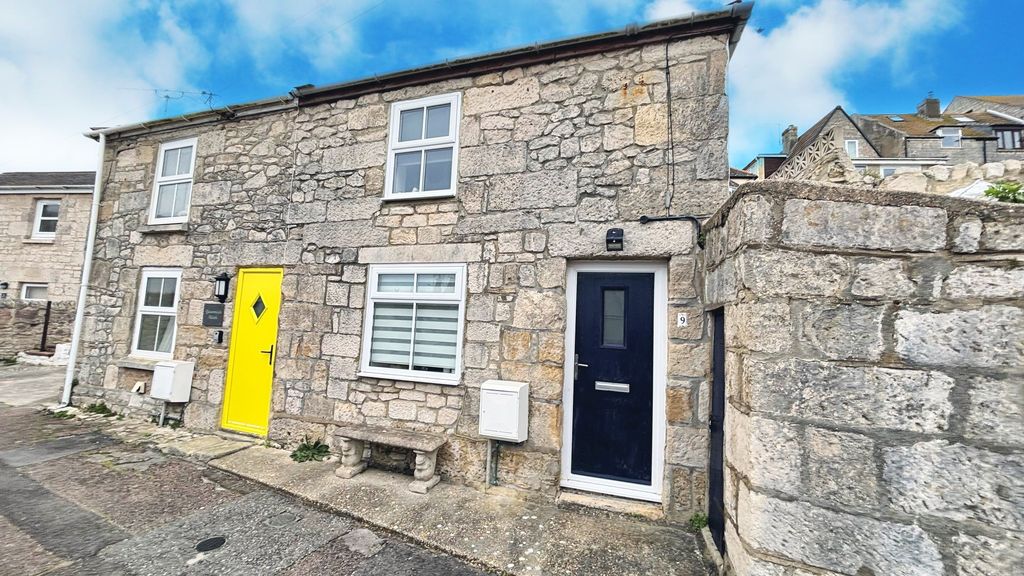 Property photo 1 of 12 Front