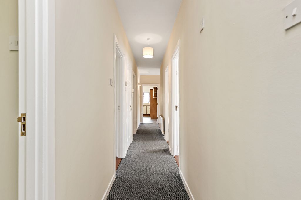 Property photo 3 of 26