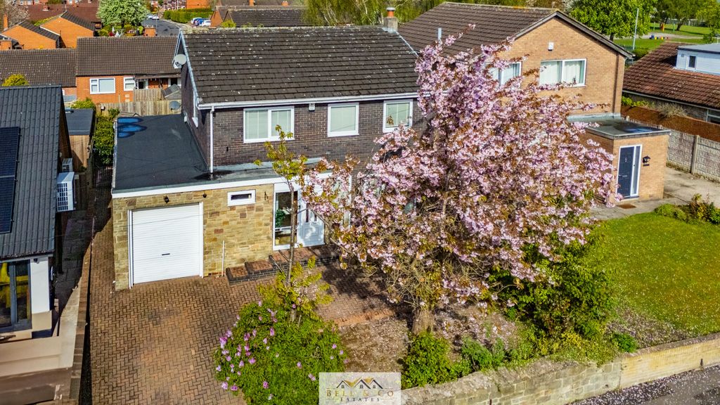 Property photo 1 of 31 Aerial 10