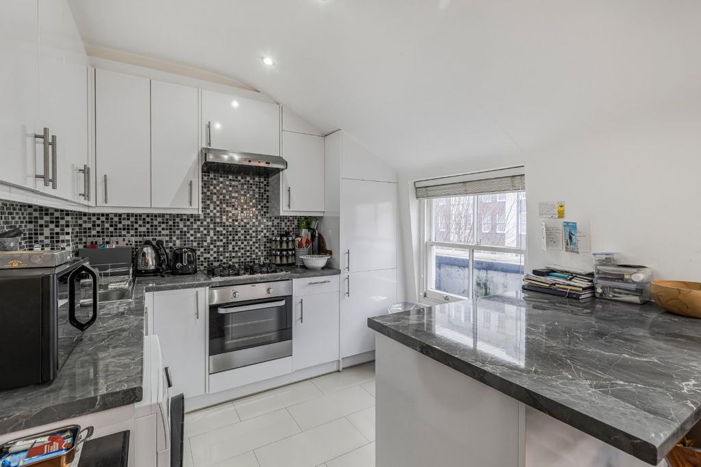 Property photo 3 of 11 Picture No. 04