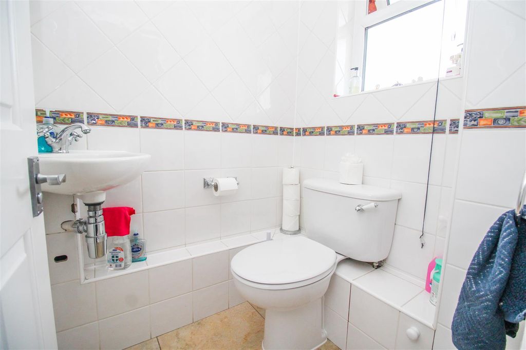 Additional image 12 of 5 bed detached house for saleCommonside Road, Harlow CM18