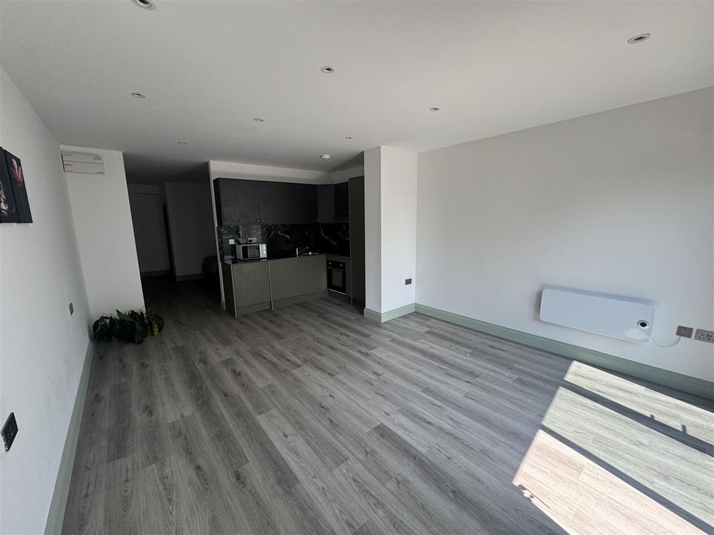 Property photo 1 of 3 Blackfen Studio 1
