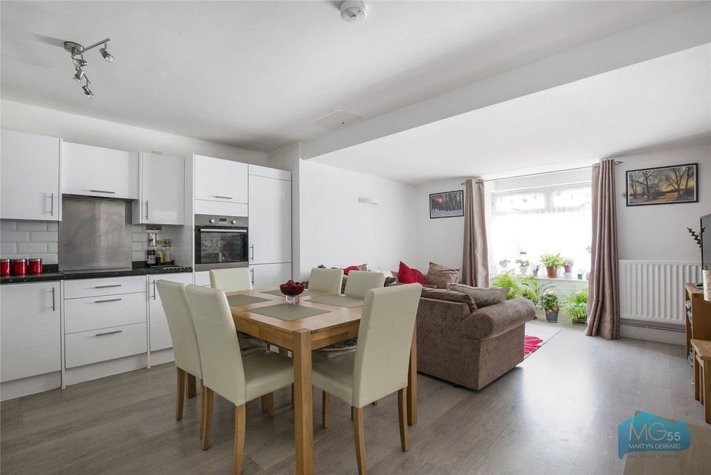 Property photo 1 of 10 Picture No. 02