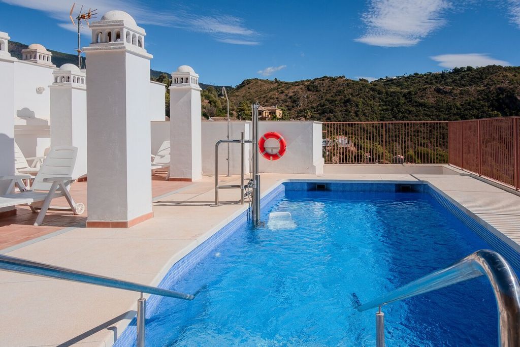 Property photo 1 of 13 Photo 0