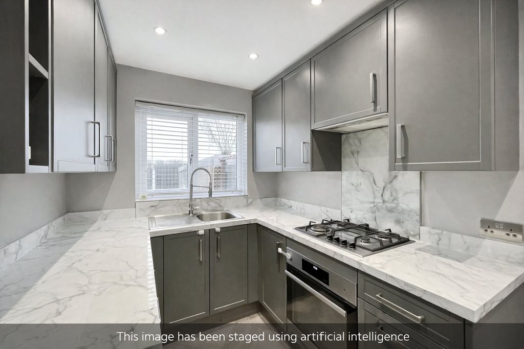 Property photo 3 of 26 Picture No. 36