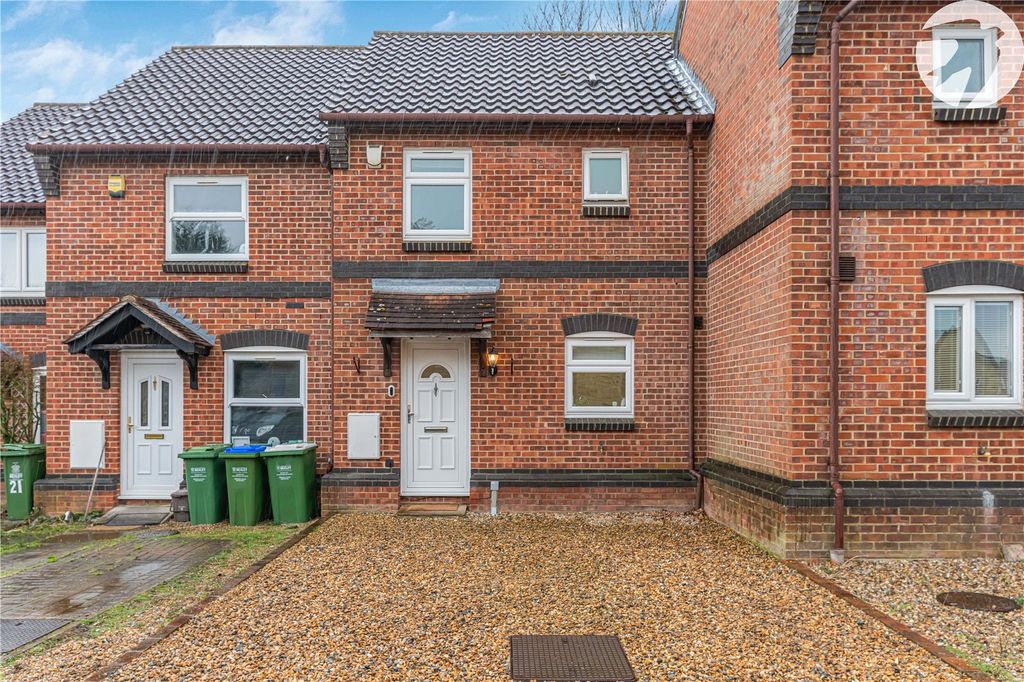 Property photo 1 of 17 External