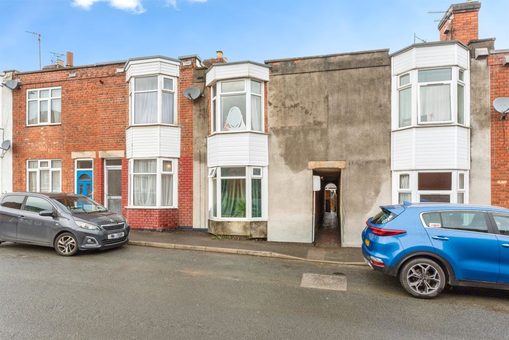 Property photo 1 of 17