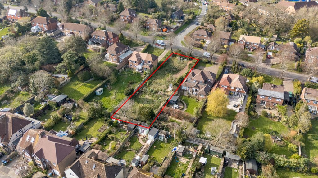 Property photo 1 of 8