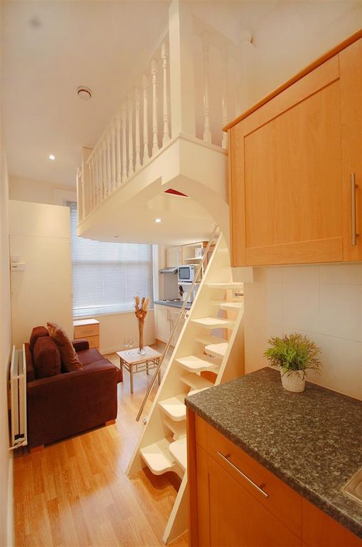 Property photo 3 of 4