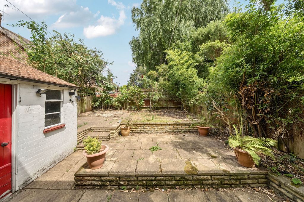 Property photo 2 of 19