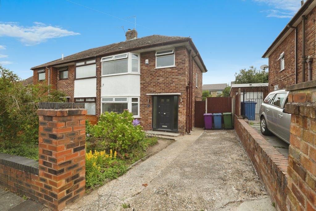 Property photo 1 of 15