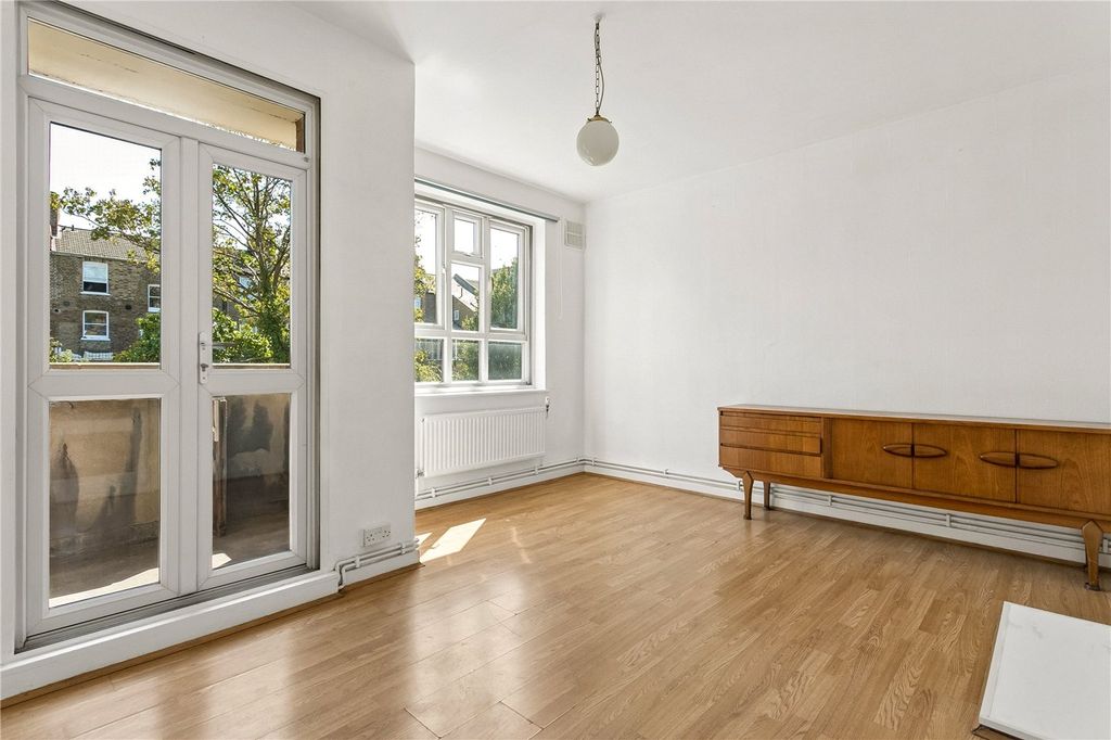 Property photo 2 of 11 Picture No. 05