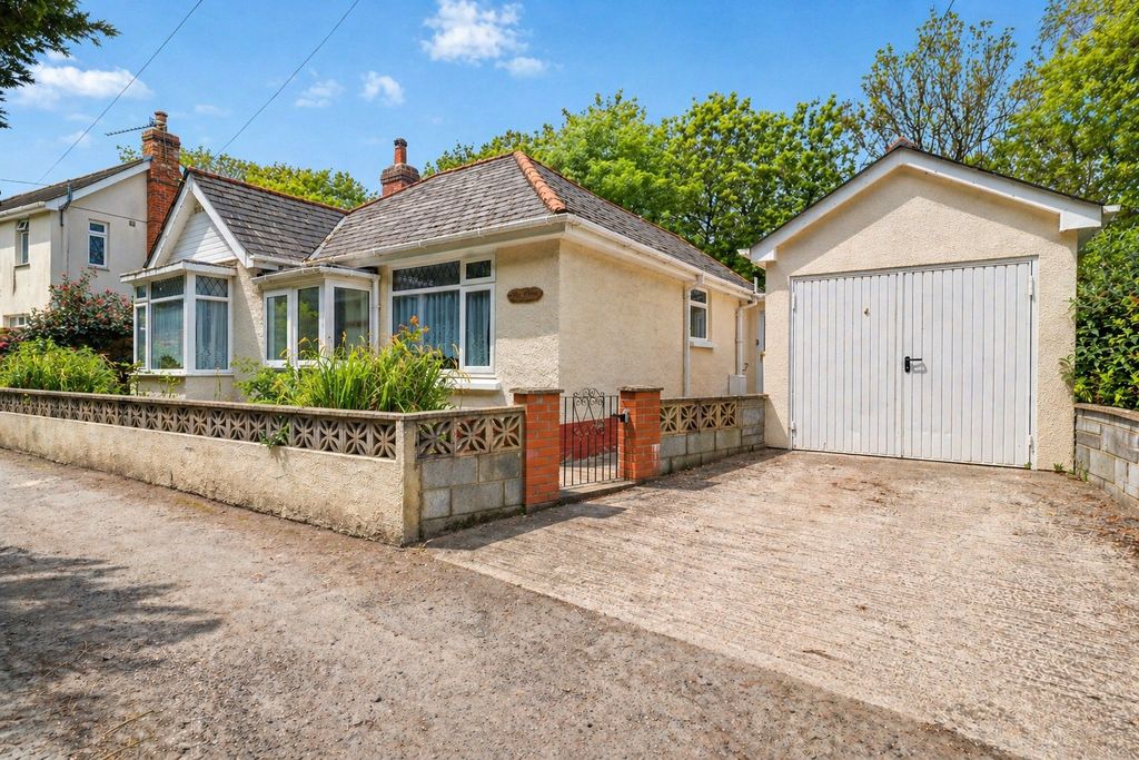 Property photo 1 of 11 1 - Picture No. 13