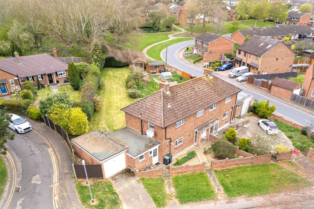 Property photo 1 of 24 49  Centre Dr Aerial  (4).Jpg