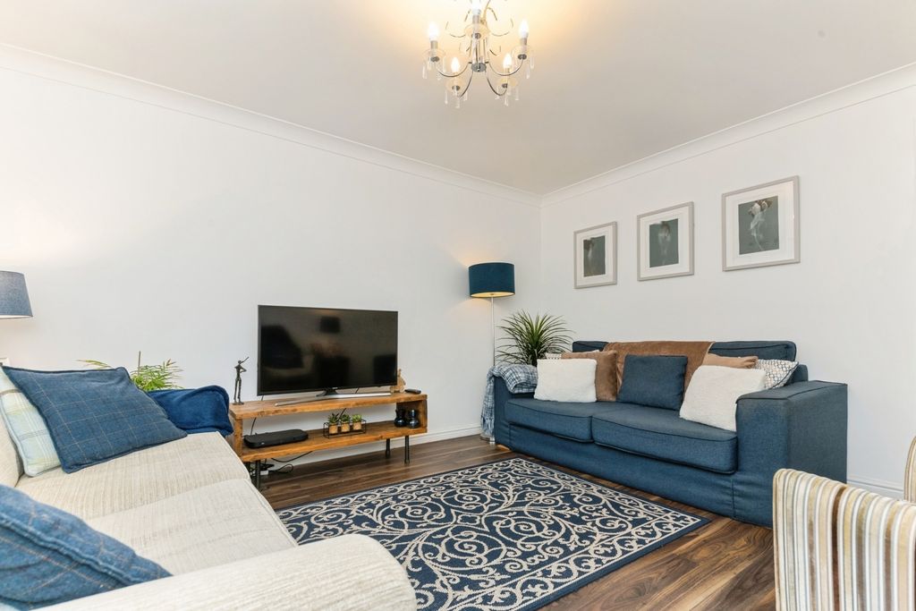 Property photo 3 of 16 Living Room