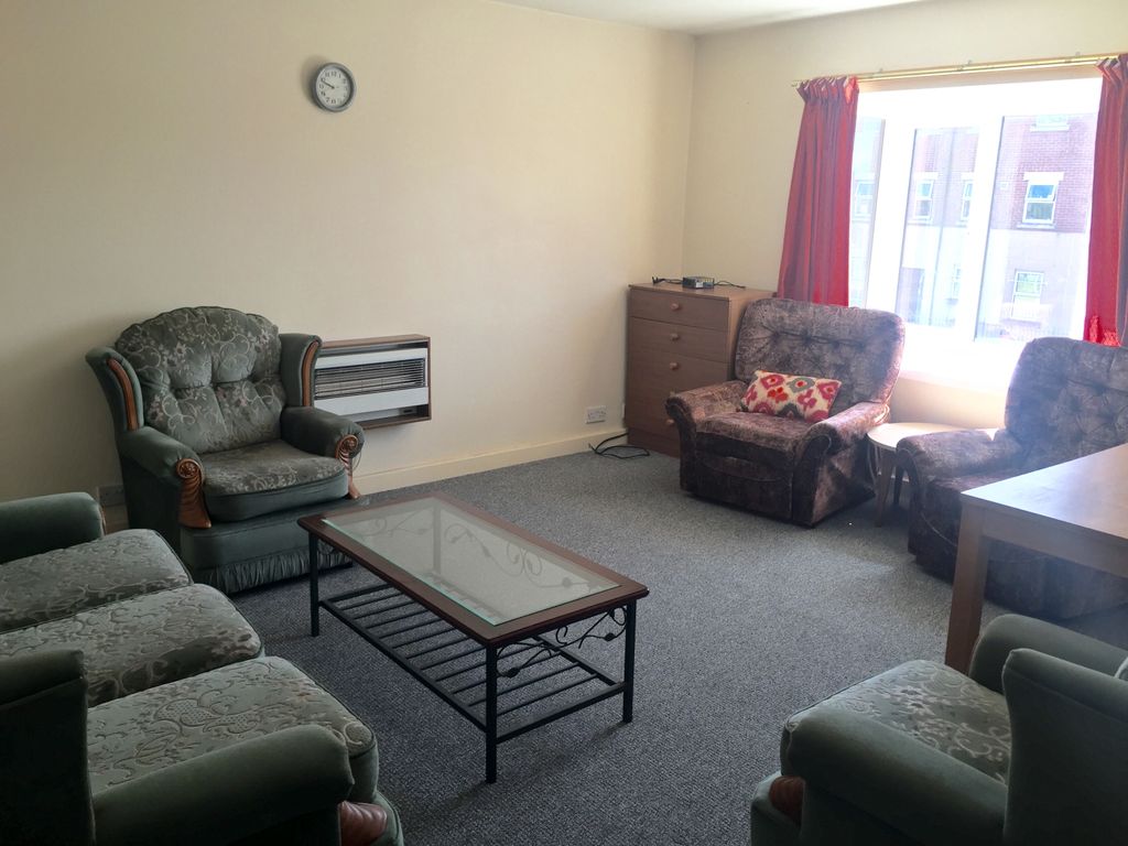 Property photo 2 of 6