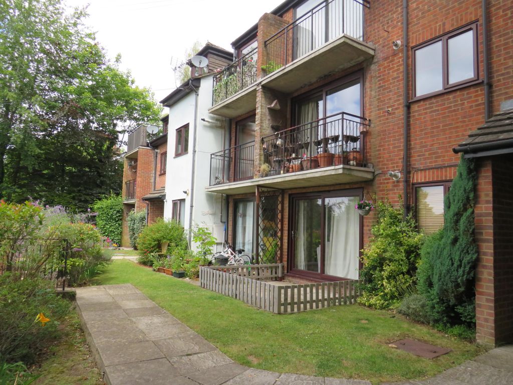 Property photo 1 of 9 Image