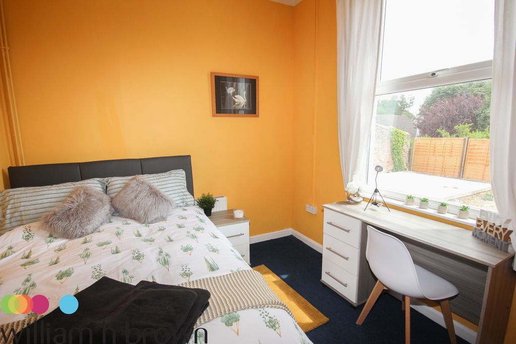 Property photo 2 of 6 Image