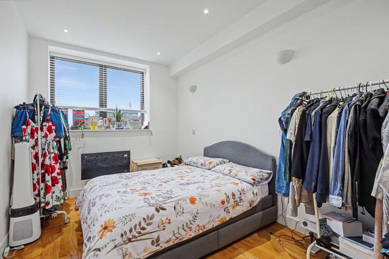 Property photo 2 of 11 Photo 3