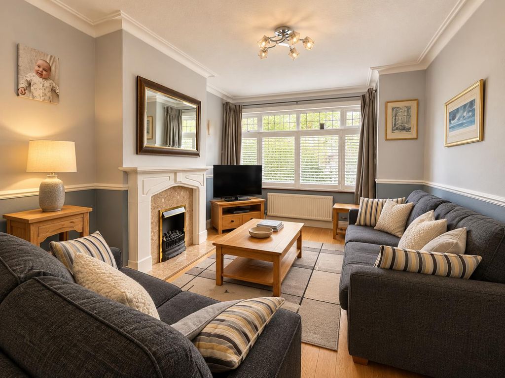 Property photo 2 of 17 22.Png