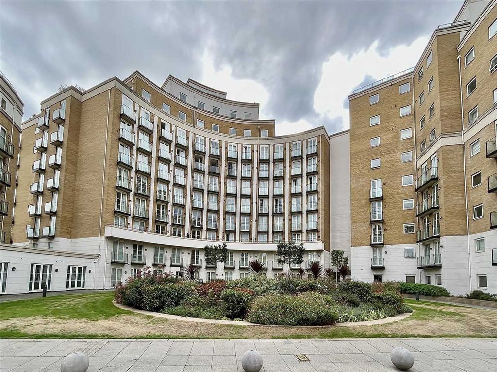 Property photo 1 of 17 Main Picture