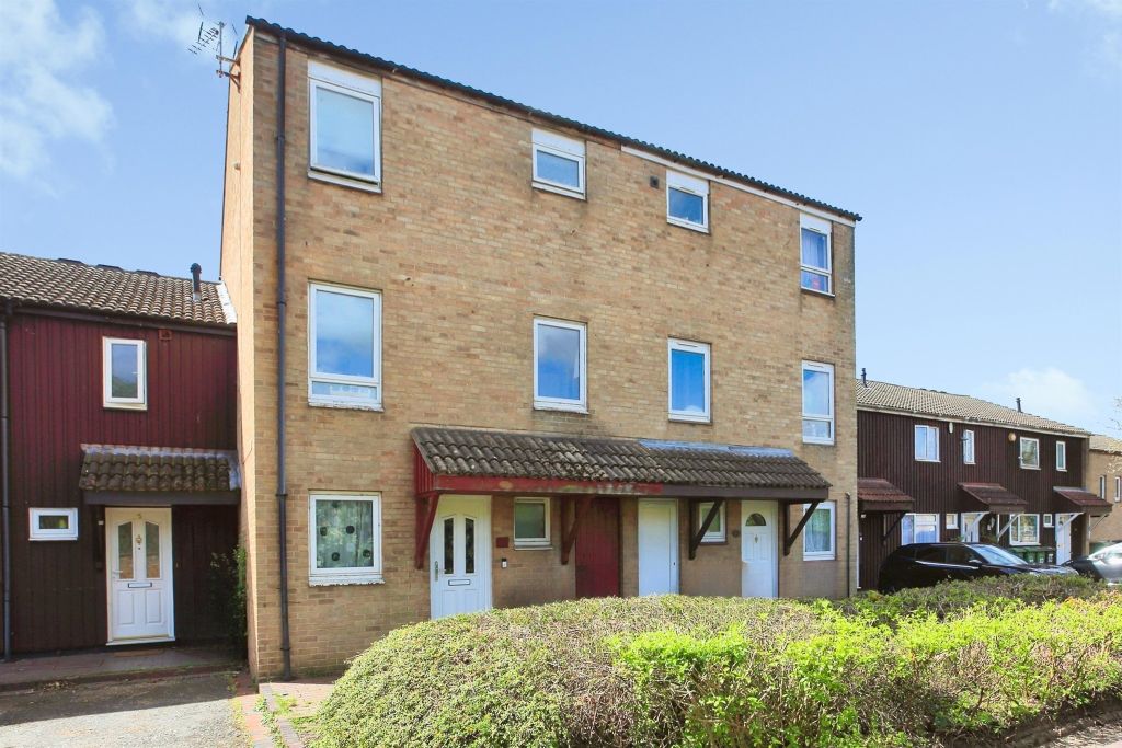 Property photo 1 of 20 Outside