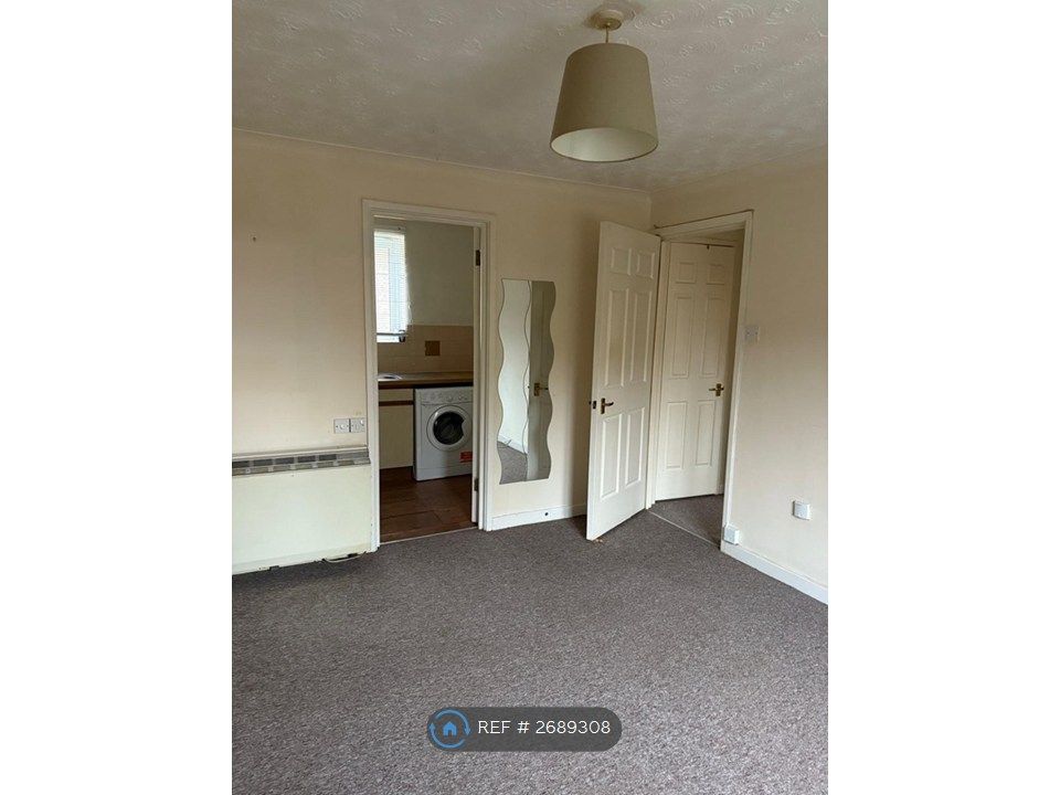 Property photo 2 of 4