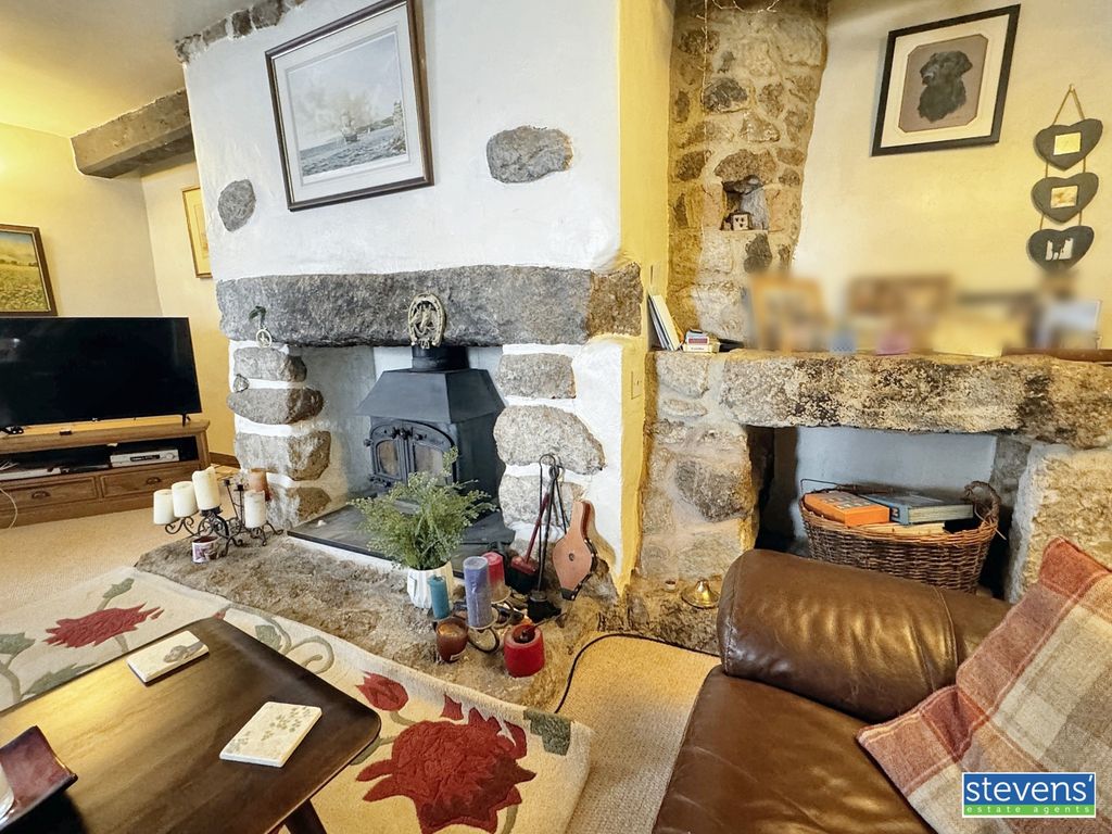 Property photo 3 of 27 Image00003_Blurred (8)