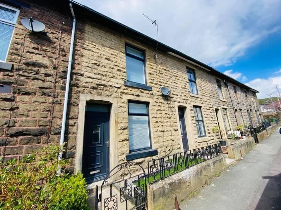 Property photo 1 of 5