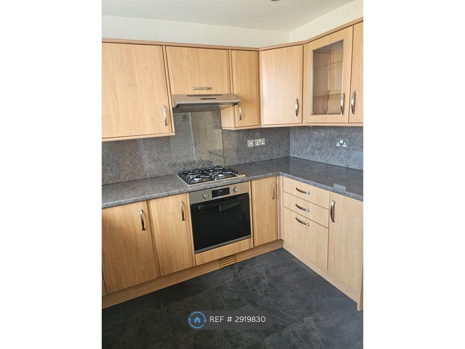 Property photo 1 of 14 Kitchen