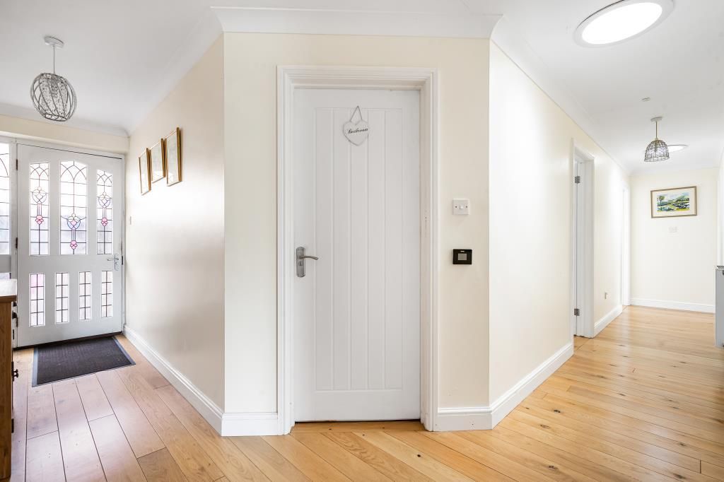 Property photo 3 of 28 23_77955.Jpg