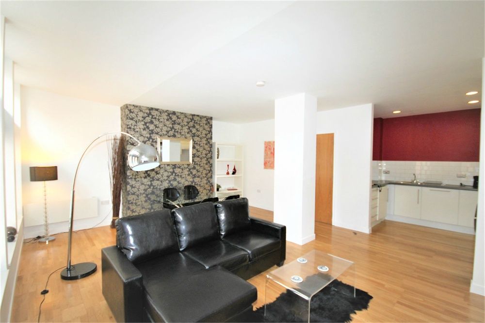 Property photo 2 of 9