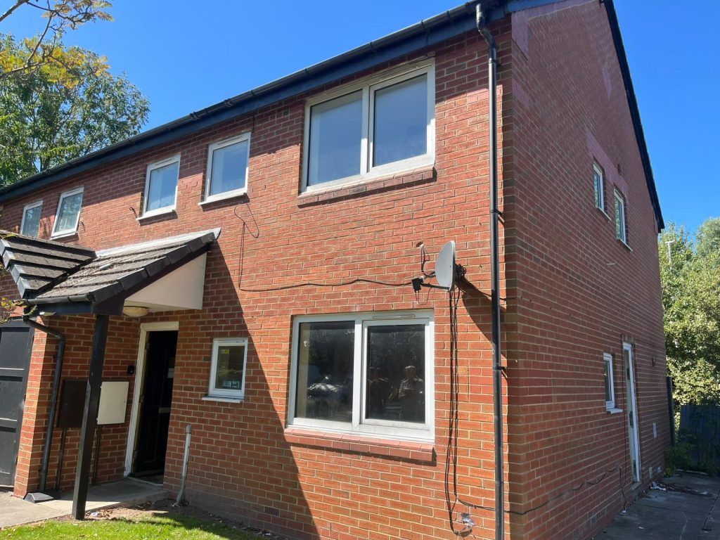 Property photo 2 of 23