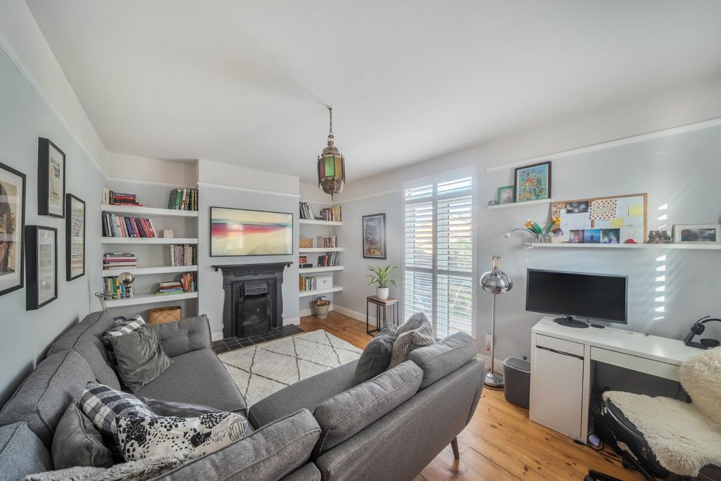 Property photo 2 of 16 Picture No. 31