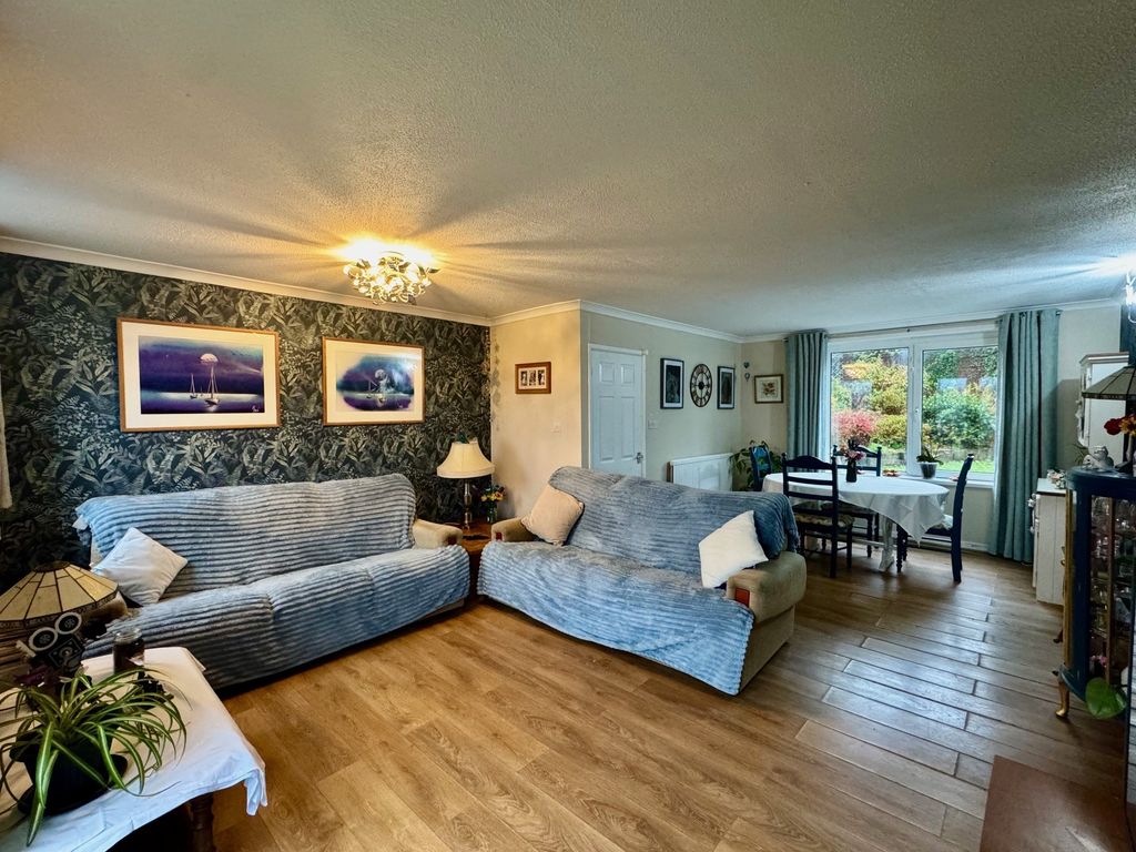 Property photo 2 of 17 Lounge Diner