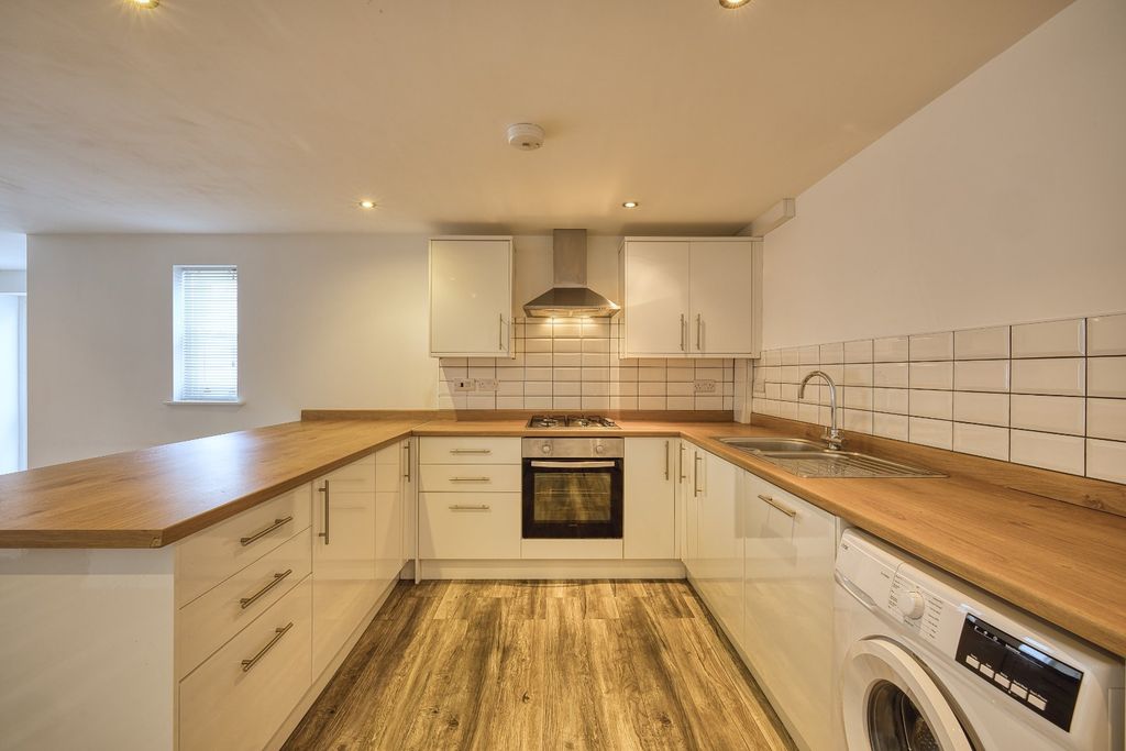 Property photo 3 of 10 Picture 3