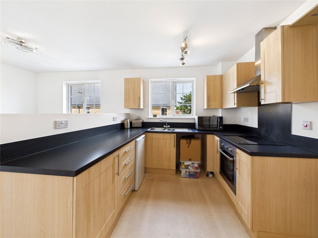 Property photo 3 of 14 3 - Image