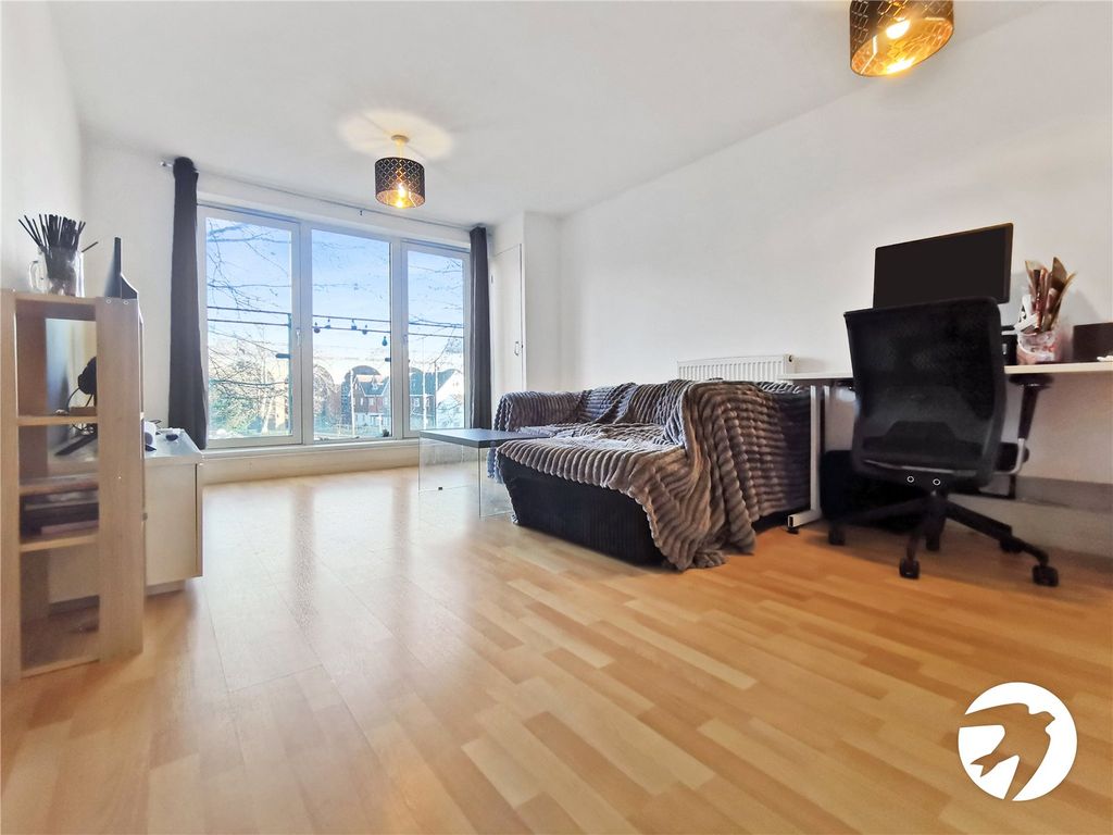 Property photo 2 of 8 Picture No. 03