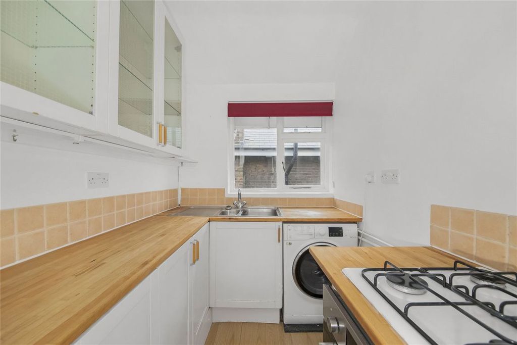 Property photo 2 of 4