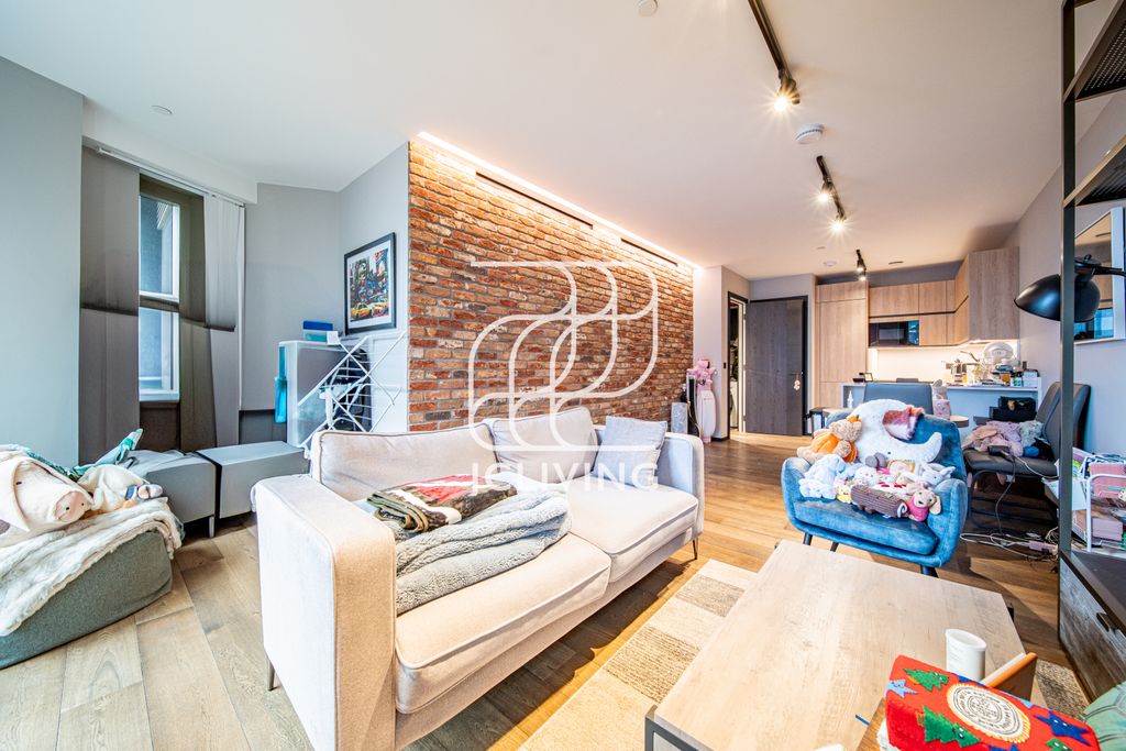 Property photo 1 of 15 Stage Apartments,22 Hewett Street, London, Ec2A