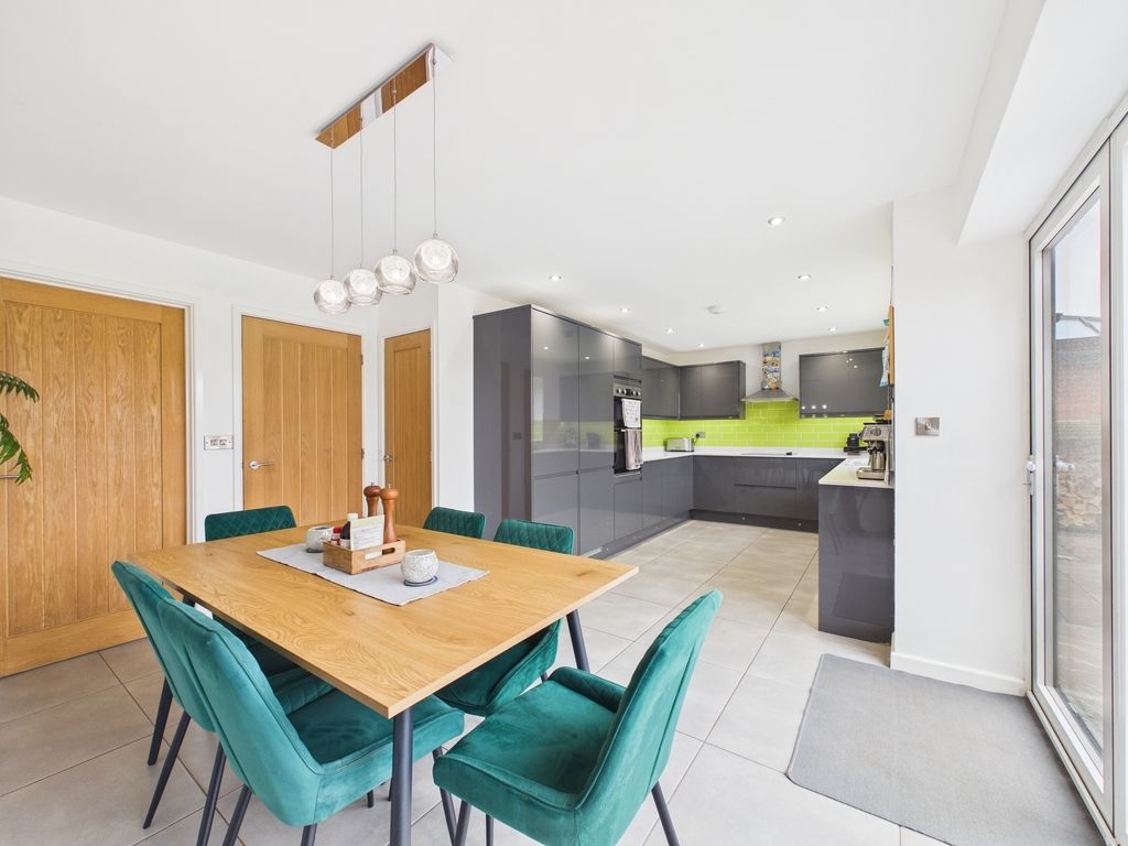 Property photo 3 of 31 Open Plan Kitchen/Diner
