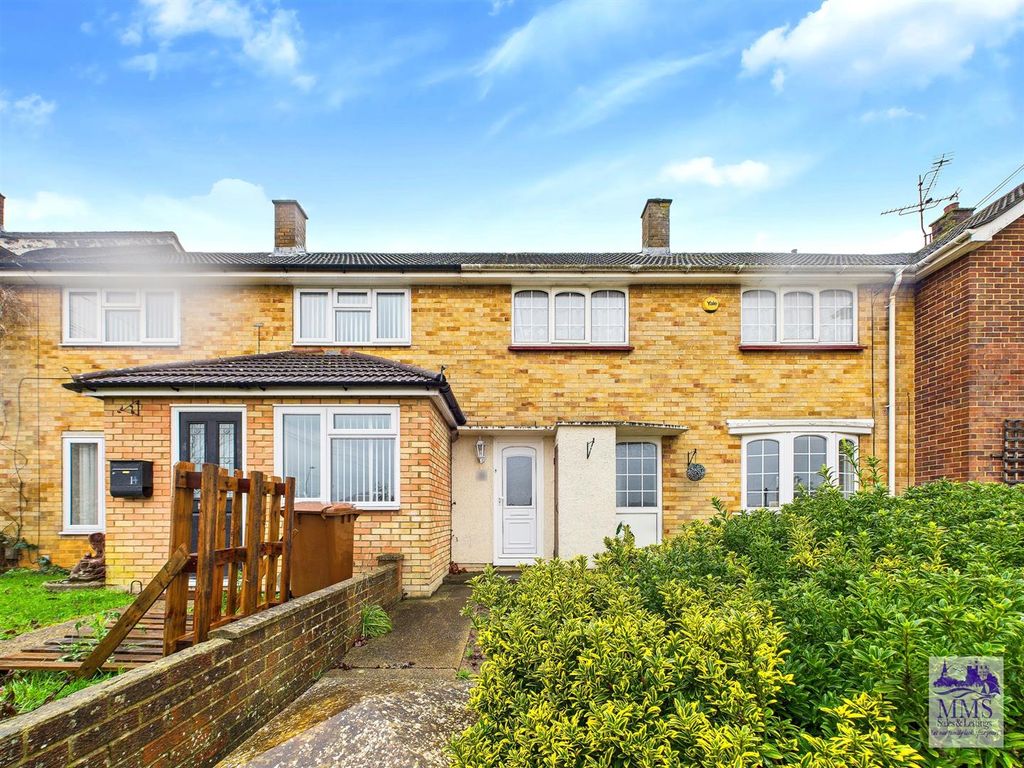 Property photo 1 of 12 Cam04098G0-Pr0142-Still012.Jpg