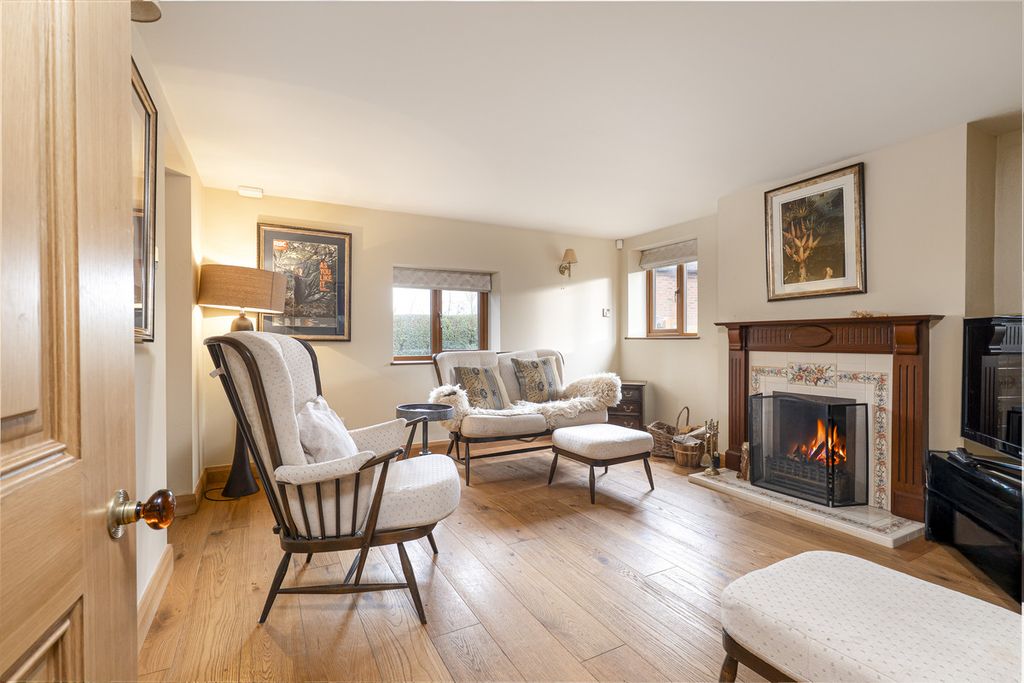 Additional image 8 of 6 bed property for saleAbnalls Farm, Cross In Hand Lane, Lichfield WS13