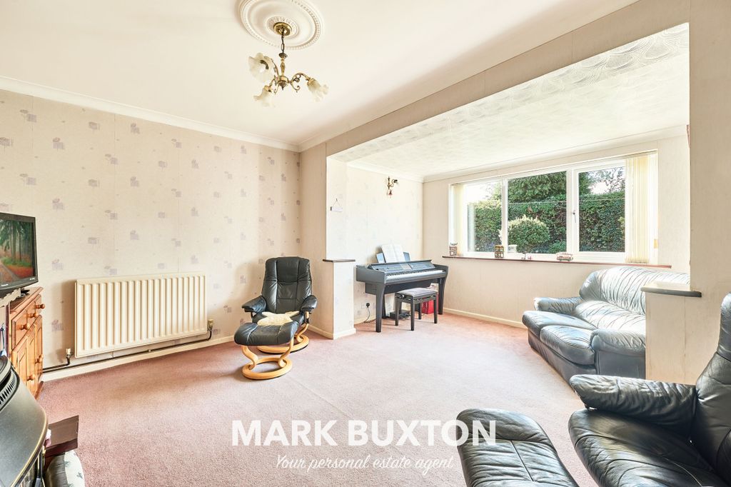 Property photo 2 of 25