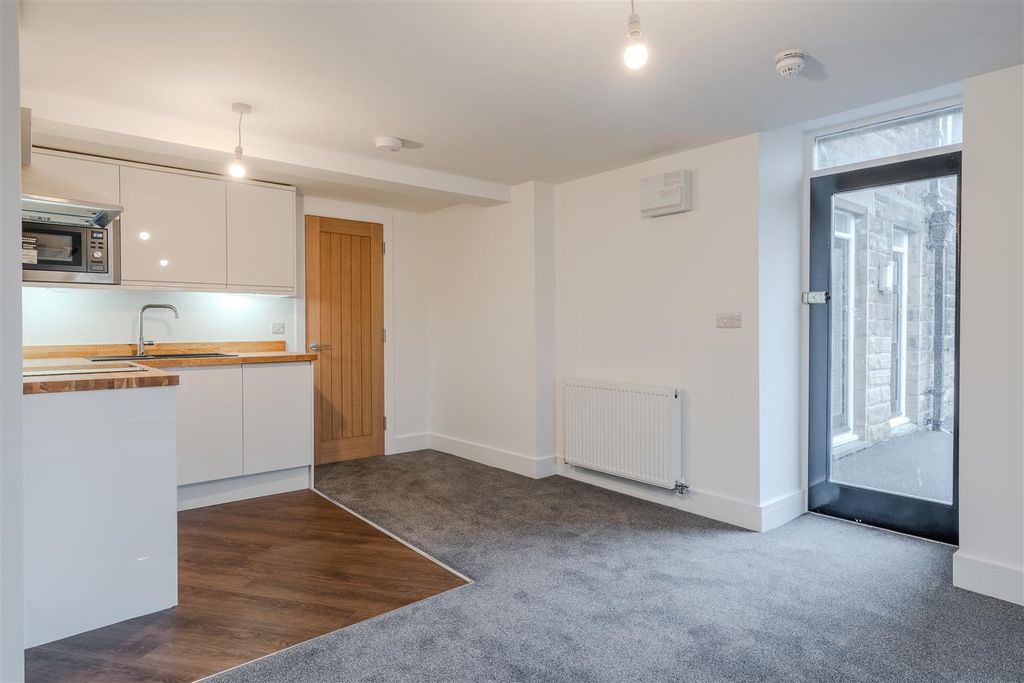 Property photo 3 of 9 Open Plan Living-3.Jpg