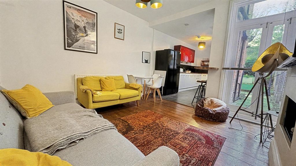 Property photo 3 of 24 Open Plan Living/Kitchen