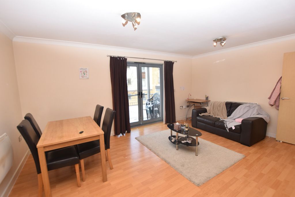 Property photo 3 of 7