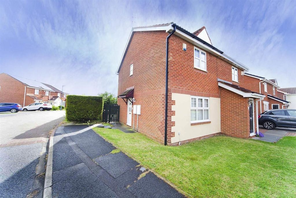 Property photo 1 of 20