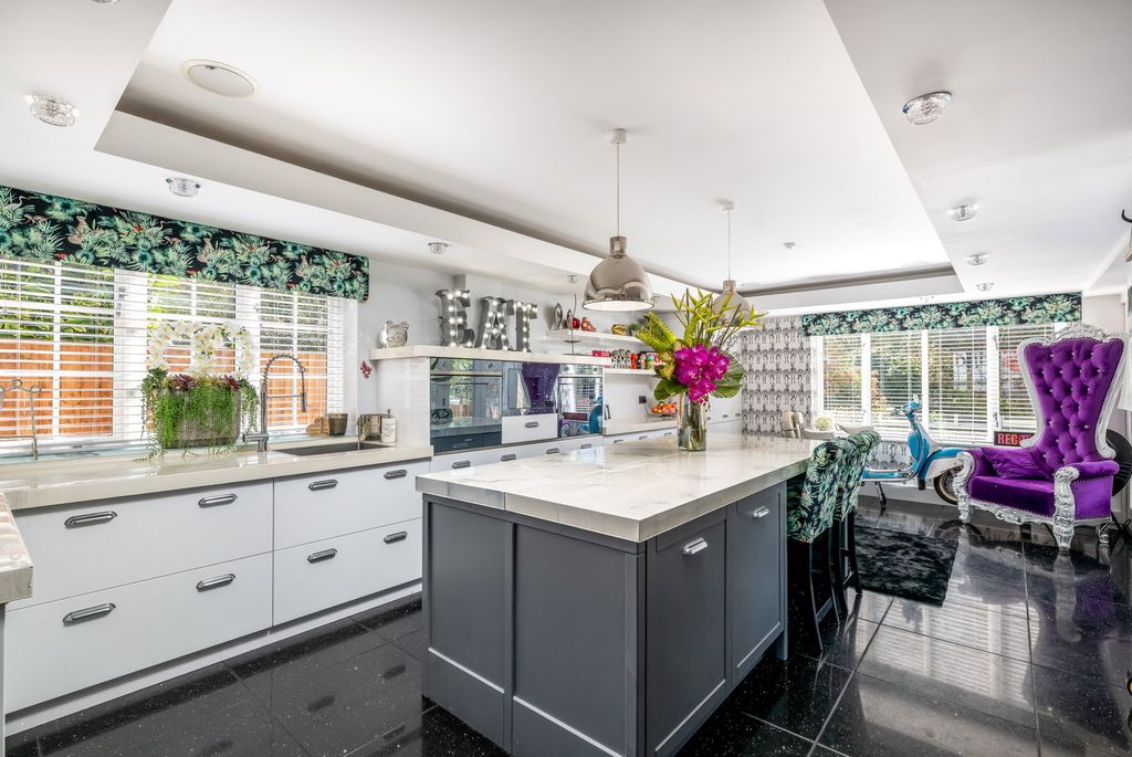 Additional image 9 of 6 bed detached house for saleWilbury Road, Letchworth Garden City SG6