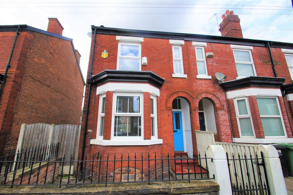 Property photo 1 of 35